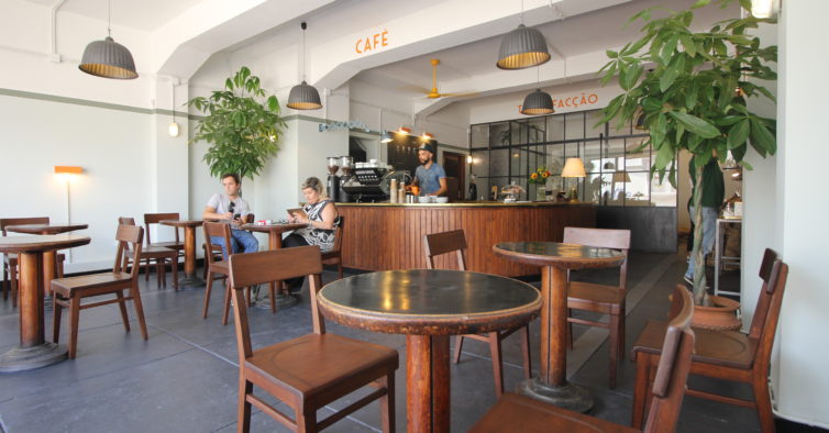 combi cafe porto portugal, where to work 