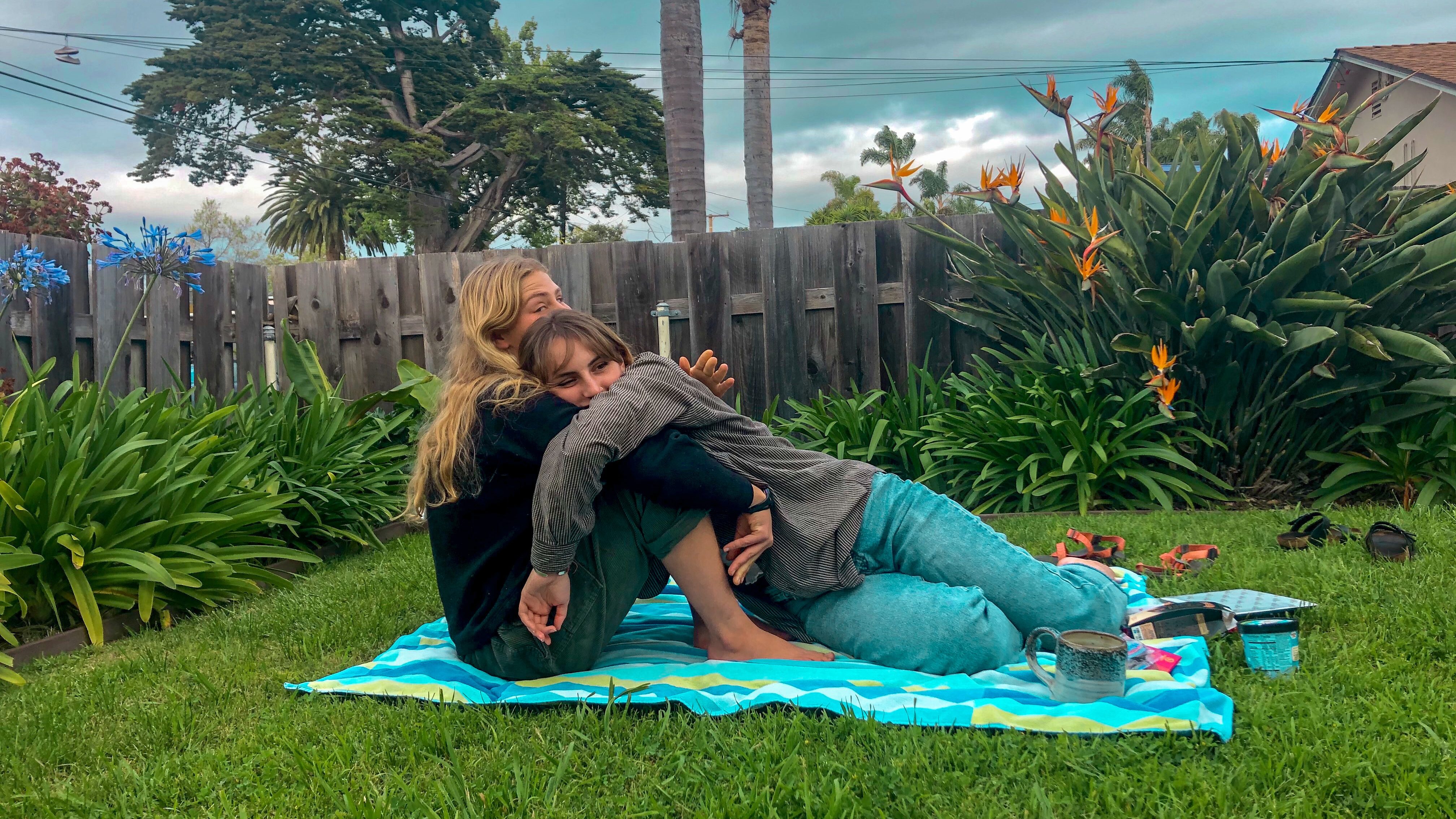 girls picnic outside santa barbara