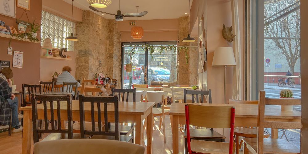 charlies & co, côte d'azur, France coffee shop with free wifi