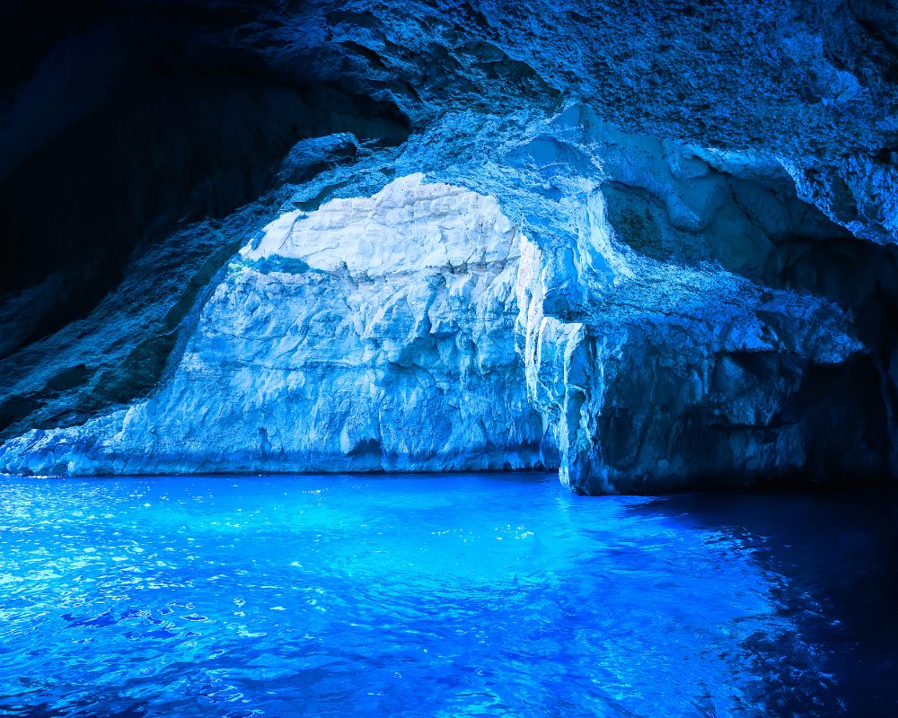 day trip to blue grotto from sorrento